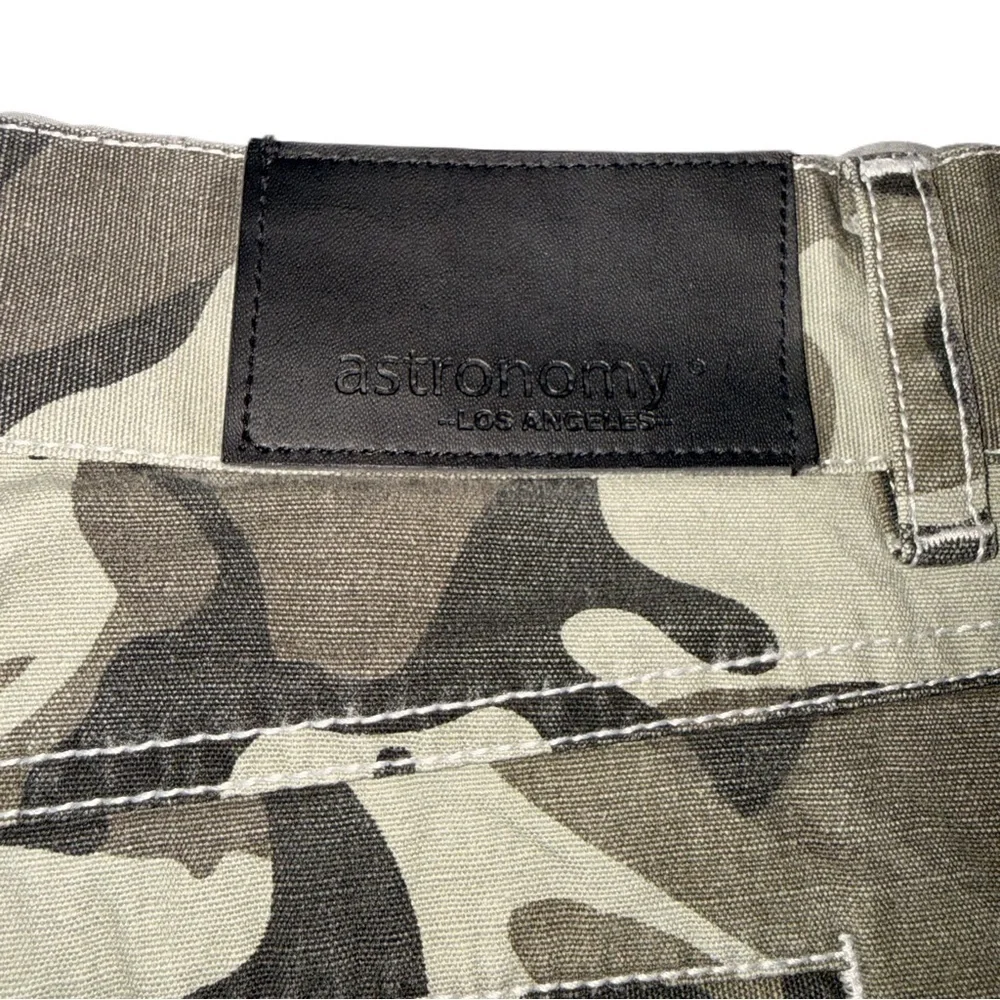 Astronomy W36 L31 Camo Chino Pants Gray Black